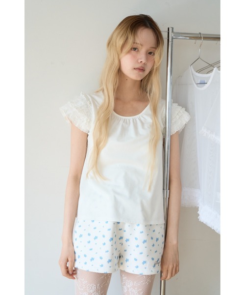 Smyeon(スミョン)の「Lace sleeve tee/レース袖Tシャツ(Tシャツ/カットソー・レディース・ブラック/ホワイト・FREE)」の9枚目の写真