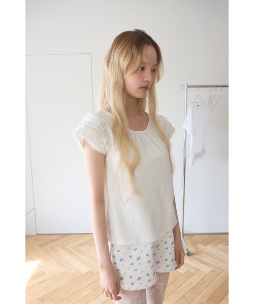 Smyeon(スミョン)の「Lace sleeve tee/レース袖Tシャツ(Tシャツ/カットソー・レディース・ブラック/ホワイト・FREE)」の12枚目の写真