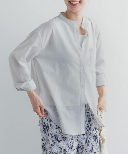 URBAN RESEARCH DOORS(アーバンリサーチドアーズ)の「『UR TECH』バンドカラーシャツ(シャツ/ブラウス・レディース・ライトグレー/ネイビー/ベージュ・FREE)」の4枚目の写真