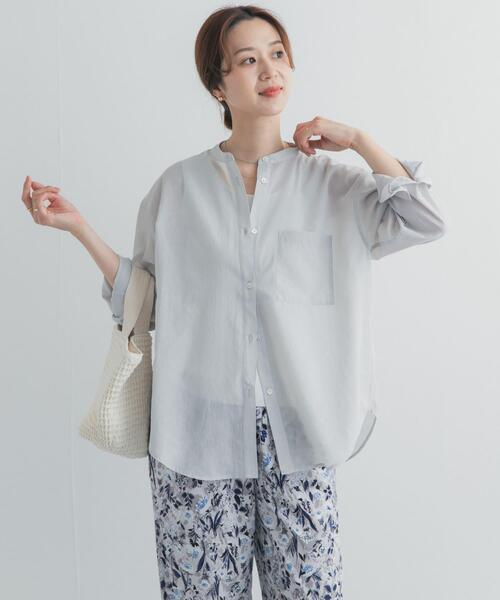 URBAN RESEARCH DOORS(アーバンリサーチドアーズ)の「『UR TECH』バンドカラーシャツ(シャツ/ブラウス・レディース・ライトグレー/ネイビー/ベージュ・FREE)」の6枚目の写真