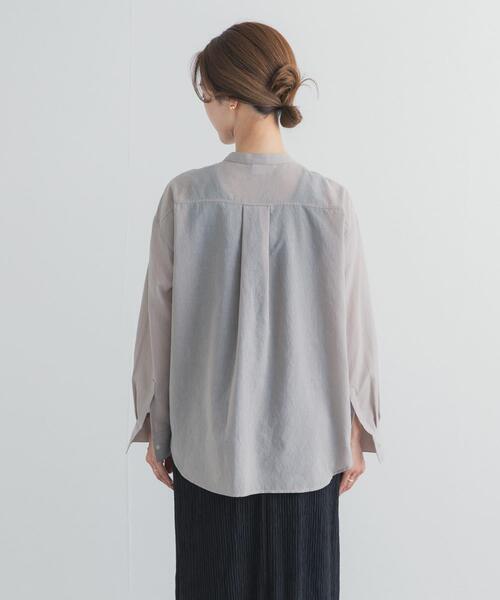 URBAN RESEARCH DOORS(アーバンリサーチドアーズ)の「『UR TECH』バンドカラーシャツ(シャツ/ブラウス・レディース・ライトグレー/ネイビー/ベージュ・FREE)」の20枚目の写真