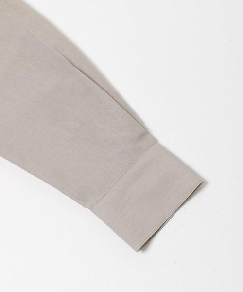 URBAN RESEARCH DOORS(アーバンリサーチドアーズ)の「『UR TECH』バンドカラーシャツ(シャツ/ブラウス・レディース・ライトグレー/ネイビー/ベージュ・FREE)」の22枚目の写真