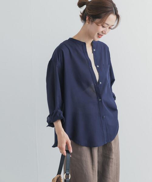 URBAN RESEARCH DOORS(アーバンリサーチドアーズ)の「『UR TECH』バンドカラーシャツ | イージーケア/UVカット/速乾/接触冷感/シアーシャツ/羽織(シャツ/ブラウス・レディース・ライトグレー/ネイビー/ベージュ・FREE)」の15枚目の写真