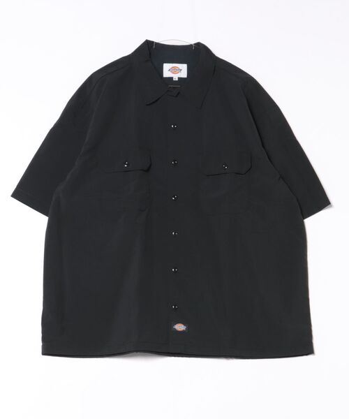 Dickies(ディッキーズ)の「【DICKIES/ディッキーズ】【ベタつかない清涼素材】ディッキーズ ナイロンワークシャツ 綿のような肌触り 軽量・速乾 夏の羽織り 1574ベース(シャツ/ブラウス・メンズ・ブラック/ダークベージュ・X-LARGE/LARGE/MEDIUM)」の2枚目の写真