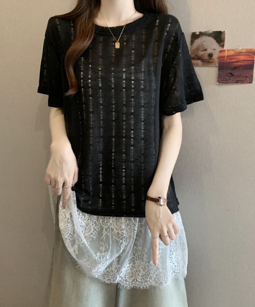 AMAJI（アマジ）の「ラウンドネック 半袖 レースキャミソール レイヤード Tシャツ（Tシャツ/カットソー・レディース・ホワイト/ブラック・MEDIUM/LARGE/X-LARGE）」の2枚目の写真