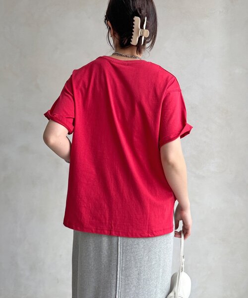 DouDou(ドゥドゥ)の「【WEB限定】CaenクルーネックロゴTEE(Tシャツ/カットソー・レディース・レッド/オフホワイト/チャコールグレー・FREE)」の8枚目の写真