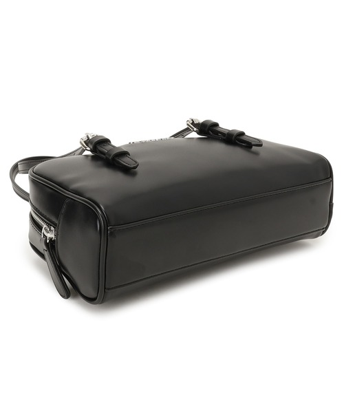Guess(ゲス)の「JUSTINA Mini Shoulder Bag ショルダーバッグ(ショルダーバッグ・レディース・ブラック・ONE SIZE)」の4枚目の写真