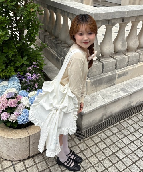 idem(イデム)の「big ribbon frill tote bag / リボンバッグ(トートバッグ・レディース・ホワイト・FREE)」の16枚目の写真