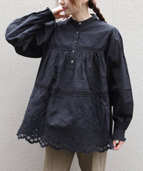 THE SHINZONE（ザ　シンゾーン）の「THE SHINZONE/シンゾーン　チャーチブラウス　CHURCH BLOUSE　26AMSBL06（シャツ/ブラウス・レディース・ブラック/ホワイト・36）」の2枚目の写真