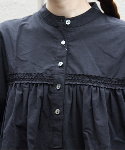 THE SHINZONE（ザ　シンゾーン）の「THE SHINZONE/シンゾーン　チャーチブラウス　CHURCH BLOUSE　26AMSBL06（シャツ/ブラウス・レディース・ブラック/ホワイト・36）」の18枚目の写真
