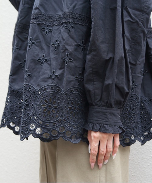 THE SHINZONE（ザ　シンゾーン）の「THE SHINZONE/シンゾーン　チャーチブラウス　CHURCH BLOUSE　26AMSBL06（シャツ/ブラウス・レディース・ブラック/ホワイト・36）」の21枚目の写真