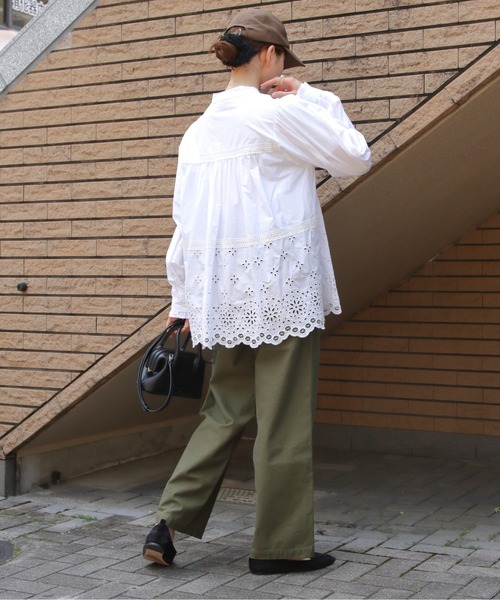 THE SHINZONE（ザ　シンゾーン）の「THE SHINZONE/シンゾーン　チャーチブラウス　CHURCH BLOUSE　26AMSBL06（シャツ/ブラウス・レディース・ブラック/ホワイト・36）」の15枚目の写真