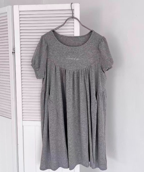 hugi(ハギ)の「LUNA DROP PUFF DRESS / ルナドロップパフドレス(ドレス・レディース・グレー/ブラック/ホワイト・FREE)」の15枚目の写真