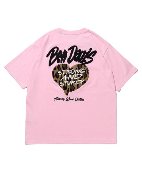 BEN DAVIS(ベンデイビス)の「【BEN DAVIS(ベンデイビス)】 HEART CHENILLE 2 TEE / Tシャツ 半袖 クルーネック 刺繍 ワンポイント ユニセックス オーバーサイズ(Tシャツ/カットソー・メンズ・ピンク/ホワイト/ブラック・MEDIUM/LARGE/X-LARGE)」の6枚目の写真