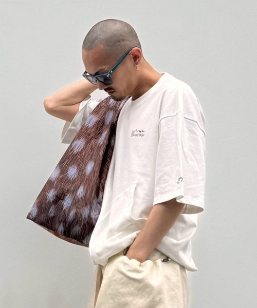 CMF OUTDOOR GARMENT(シーエムエフアウトドアガーメント)の「CMF OUTDOOR GARMENT×MANASTASH/シーエムエフアウトドアガーメント×マナスタッシュ 2 POCKET SLOW DRY TEE(Tシャツ/カットソー・メンズ・ブラック/キナリ・L/M/XL)」の1枚目の写真