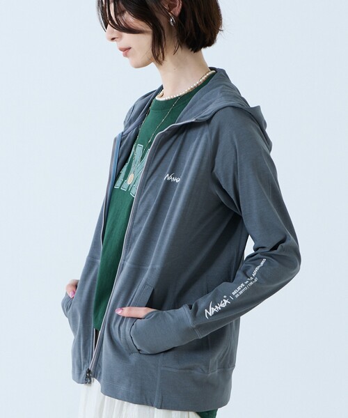 NANGA(ナンガ)の「【NANGA / ナンガ】Air Flex RASH GUARD ZIP PK W/リフレクタープリント ラッシュガードパーカー(Tシャツ/カットソー・レディース・ブラック/ホワイト/グレー・フリー)」の3枚目の写真