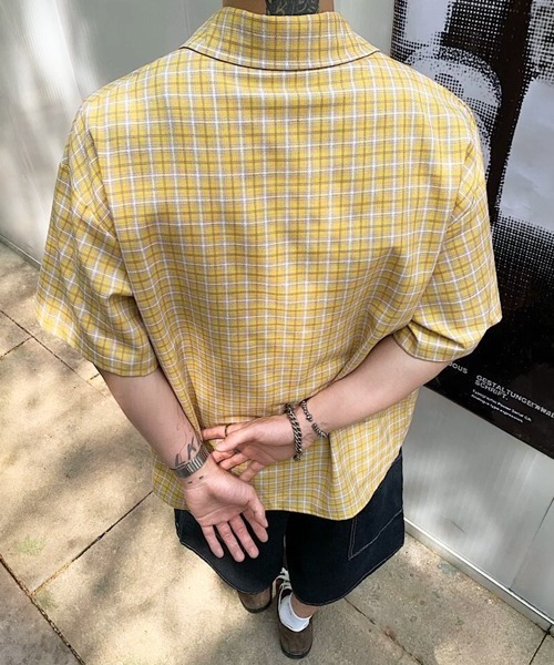 NOWLE(ノウル)の「【NOWLE】マドラスチェック レギュラーカラー 半袖 シャツ / レトロストリート ショートスリーブ トップス(シャツ/ブラウス・メンズ・ライトブルー/ライトイエロー・MEDIUM/LARGE/X-LARGE)」の4枚目の写真