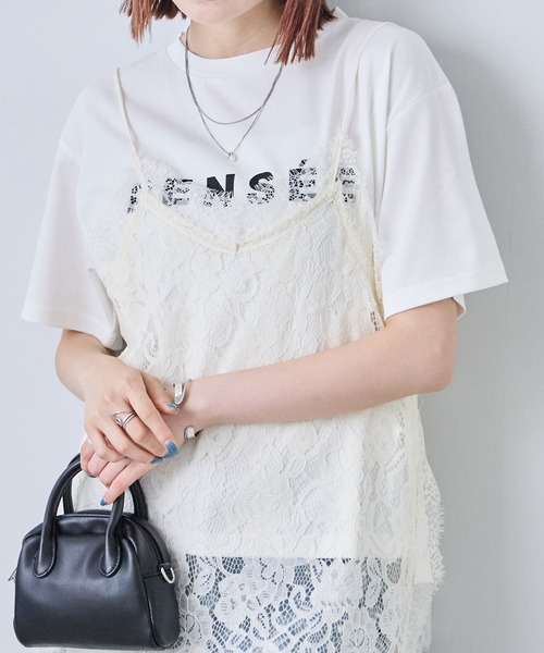 each(イーチ)の「【UVカット・接触冷感・汗染み防止】サイドスリットロゴTシャツ(Tシャツ/カットソー・レディース・ホワイト/ブラック・FREE)」の1枚目の写真