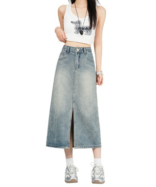 LUCPY(ラクピー)の「フロントスリットデニムロングスカート(スカート・レディース・ブルー・LARGE/MEDIUM/SMALL/X-SMALL)」の4枚目の写真