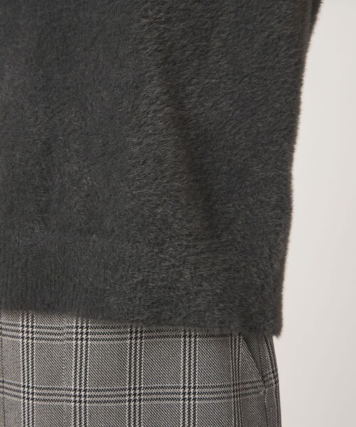 green label relaxing(グリーンレーベルリラクシング)の「フラッフフェザー 2WAY フレンチスリーブ ニット(ニット/セーター・レディース・オフホワイト/ライム/ダークグレー/ブラウン・FREE)」の8枚目の写真