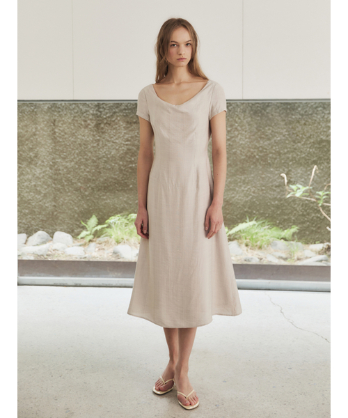 LETQSTUDIO(レチケットスタジオ)の「ストライプドレープネックドレス、モーブベージュ(ワンピース・レディース・その他・SMALL/MEDIUM)」の2枚目の写真