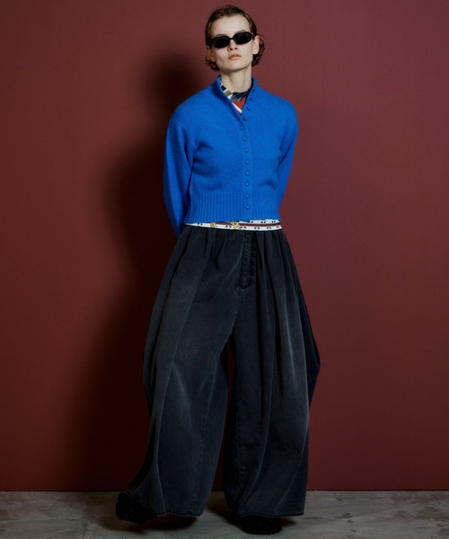 MAISON SPECIAL（メゾンスペシャル）の「Volume Denim Pants/ボリュームデニムパンツ（その他パンツ・レディース・ブラック/ブルー・36/38）」の6枚目の写真