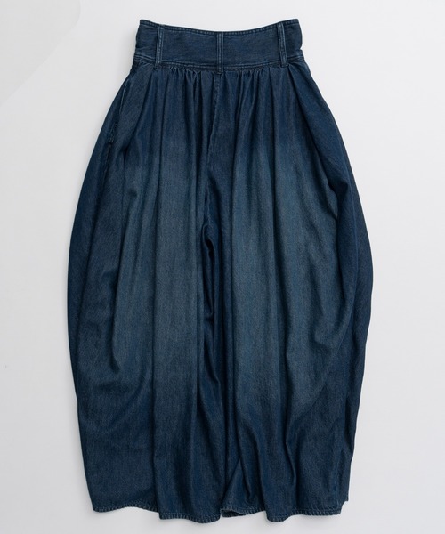 MAISON SPECIAL（メゾンスペシャル）の「Volume Denim Pants/ボリュームデニムパンツ（その他パンツ・レディース・ブラック/ブルー・36/38）」の11枚目の写真