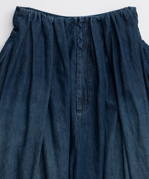 MAISON SPECIAL（メゾンスペシャル）の「Volume Denim Pants/ボリュームデニムパンツ（その他パンツ・レディース・ブラック/ブルー・36/38）」の13枚目の写真