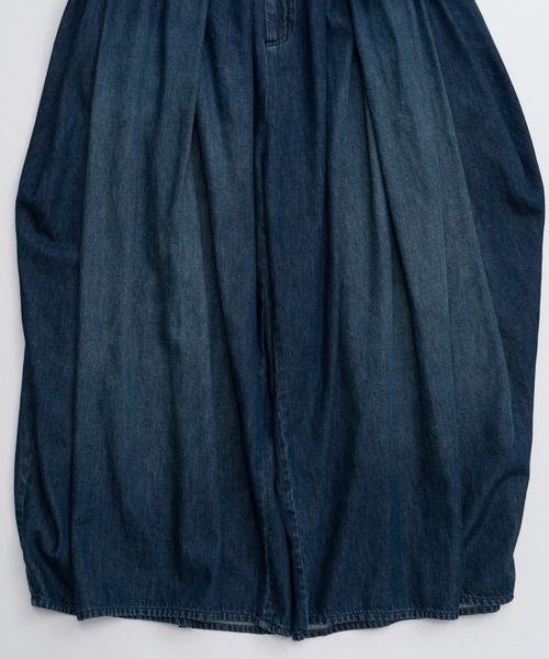 MAISON SPECIAL（メゾンスペシャル）の「Volume Denim Pants/ボリュームデニムパンツ（その他パンツ・レディース・ブラック/ブルー・36/38）」の14枚目の写真