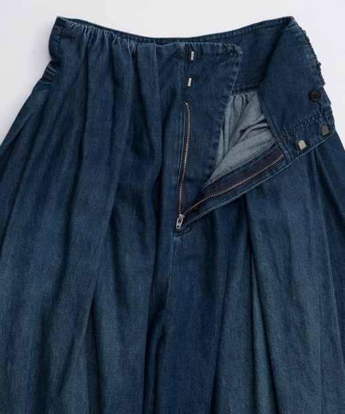 MAISON SPECIAL（メゾンスペシャル）の「Volume Denim Pants/ボリュームデニムパンツ（その他パンツ・レディース・ブラック/ブルー・36/38）」の15枚目の写真