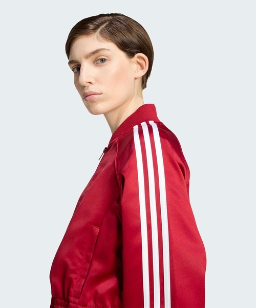 adidas(アディダス)の「SATIN SST JACKET / サテン SST ジャケット / ジャージ / トラックジャケット / アディダスオリジナルス adidas Originals(ジャージ・レディース・レッド・MEDIUM/LARGE/X-LARGE/SMALL)」の4枚目の写真