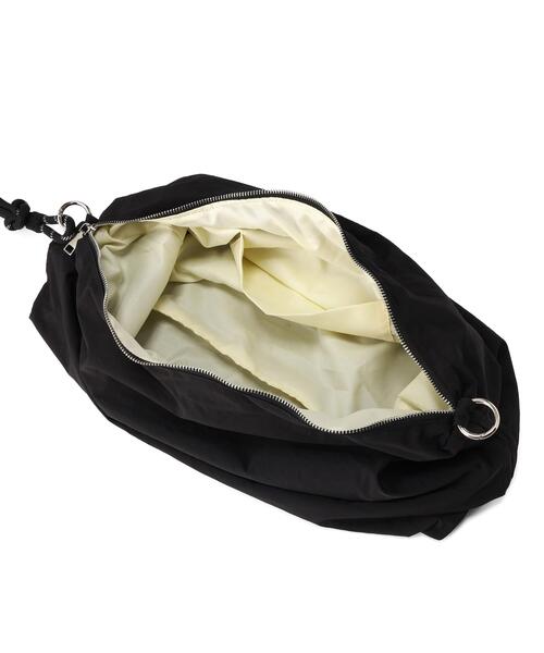 B'2nd(ビーセカンド)の「MAVYTH/メヴィス/2WAY NYLON BAG(ショルダーバッグ・レディース・ホワイト/ブラック・F)」の19枚目の写真