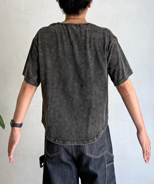 U.S. POLO ASSN.(ユーエスポロアッスン)の「UネックT(Tシャツ/カットソー・メンズ・ブラック/オフホワイト・MEDIUM/LARGE)」の5枚目の写真
