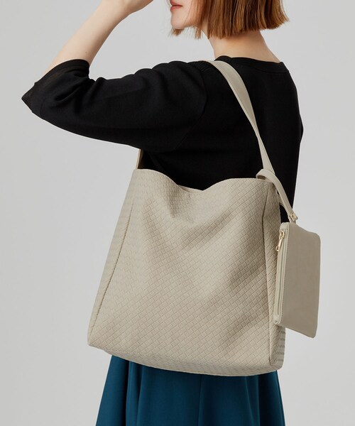 grove（グローブ）の「ポーチ付きメッシュワンショルダー（ショルダーバッグ・レディース・ブラウン系その他/キャメル/ベージュ系その他6/ブラック・00）」の3枚目の写真