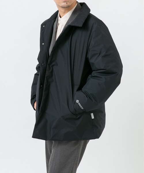 URBAN RESEARCH ROSSO MEN(アーバンリサーチロッソメン)の「『別注』+phenix WINDSTOPPER by GORE-TEX LABS スタンドダウンジャケット(ダウンジャケット/コート・メンズ・ブラック/ブラウン/ネイビー・MEDIUM/LARGE/X-LARGE)」の8枚目の写真