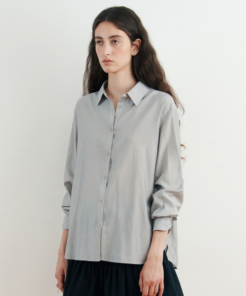 SINOON(シヌーン)の「シアールーズシャツ (ライトグレー)(シャツ/ブラウス・レディース・ライトグレー・SMALL/MEDIUM)」の4枚目の写真