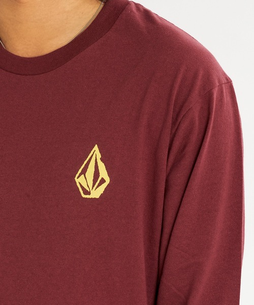 VOLCOM(ボルコム)の「VOLCOM メンズ STONESTOWN LS ロンT 【2026年秋冬モデル】/ボルコムバックプリントロゴ長袖ロンT(Tシャツ/カットソー・メンズ・バーガンディー/ホワイト/ブラック・MEDIUM/LARGE/X-LARGE)」の5枚目の写真