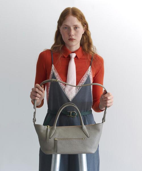 TOFF&LOADSTONE（トフアンドロードストーン）の「Wing shoulder （ウィング ショルダー）（ショルダーバッグ・レディース・サンドベージュ/ブラック/ホワイト系/ネイビー系6・00）」の5枚目の写真
