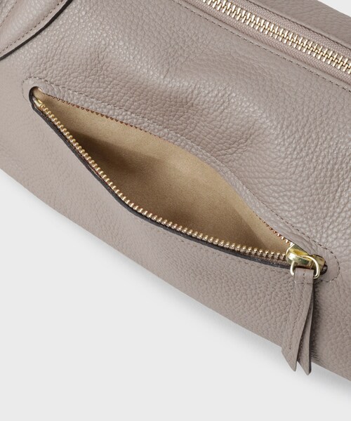 TOFF&LOADSTONE（トフアンドロードストーン）の「Wing shoulder （ウィング ショルダー）（ショルダーバッグ・レディース・サンドベージュ/ブラック/ホワイト系/ネイビー系6・00）」の22枚目の写真