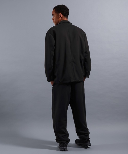 NUMERALS（ヌメラルズ）の「[NUMERALS]EASY CARE SINGLE TAILORED JACKET（テーラードジャケット・メンズ・ブラック/ネイビー・LARGE/MEDIUM）」の5枚目の写真