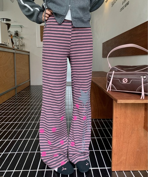 AsRiRe(アスリレイ)の「26aw スタープリントボーダーストレッチフレアパンツ(その他パンツ・レディース・パープル/グリーン・M)」の22枚目の写真
