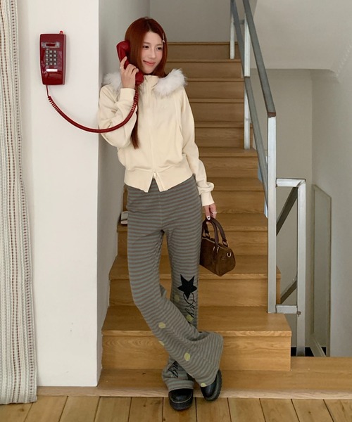 AsRiRe(アスリレイ)の「26aw スタープリントボーダーストレッチフレアパンツ(その他パンツ・レディース・パープル/グリーン・M)」の15枚目の写真