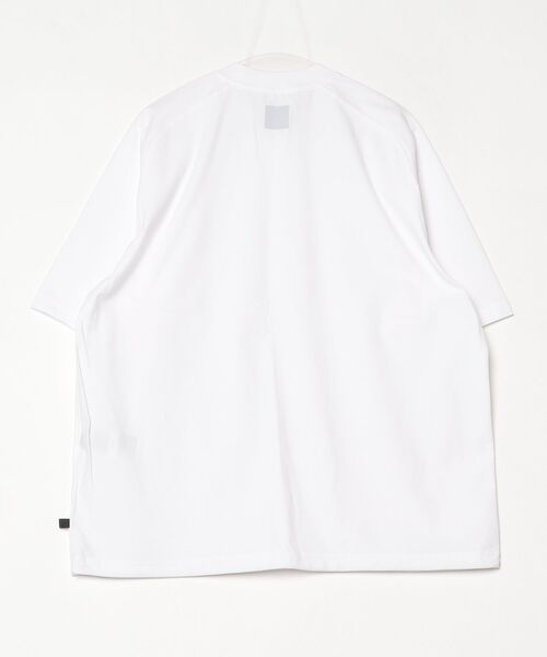 DAIWA PIER39（ダイワピア39）の「DAIWA PIER39 / ダイワ ピアサーティナイン：TECH LIGHT WEIGHT S/S TEE：BE-31026[PIE]（Tシャツ/カットソー・メンズ・ホワイト/ブラック系その他・L）」の3枚目の写真