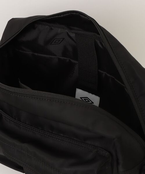 UMBRO(アンブロ)の「UMBRO/アンブロ KOREA COLLECTION Cross bag(ショルダーバッグ・メンズ・ブラック・FREE)」の15枚目の写真