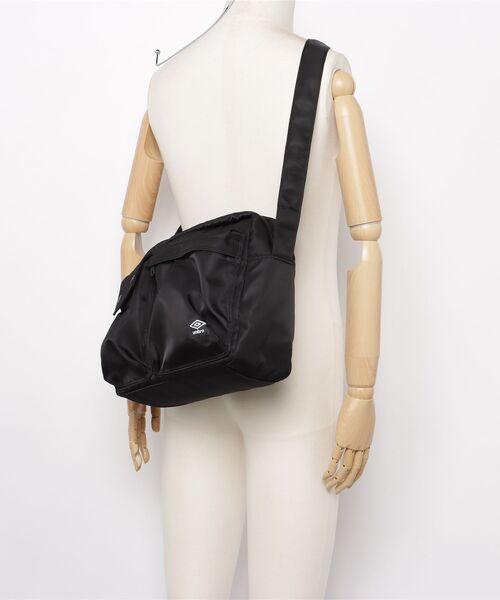 UMBRO(アンブロ)の「UMBRO/アンブロ KOREA COLLECTION Cross bag(ショルダーバッグ・メンズ・ブラック・FREE)」の16枚目の写真