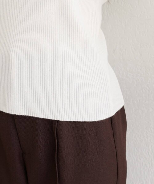 natural couture（ナチュラルクチュール）の「オフショルデザインニット（ニット/セーター・レディース・ブラック/ブラウン/アイボリー/グレイッシュベージュ・FREE）」の19枚目の写真