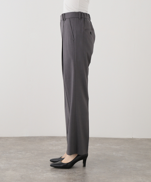 Spick & Span(スピックアンドスパン)の「《セットアップ可》サキソニータックイージーストレートパンツ(スラックス・レディース・チャコールグレー/ベージュ・38/36)」の12枚目の写真