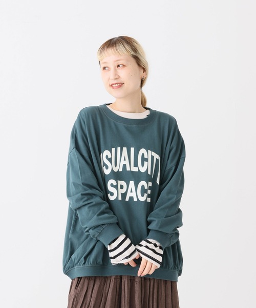 HEART MARKET(ハートマーケット)の「US裾ギャザー長袖プリントプルオーバー(スウェット・レディース・ブラック/グレー/オレンジ/ブルー/ダークパープル/ナチュラル・FREE)」の4枚目の写真
