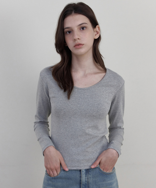 WEDNESDAYOASISFORWOMEN(ウェンズデー オアシス フォー ウーマン)の「ソフトスクープネック長袖Tシャツ_グレー(WB6TP46)(Tシャツ/カットソー・レディース・ライトグレー・FREE)」の2枚目の写真