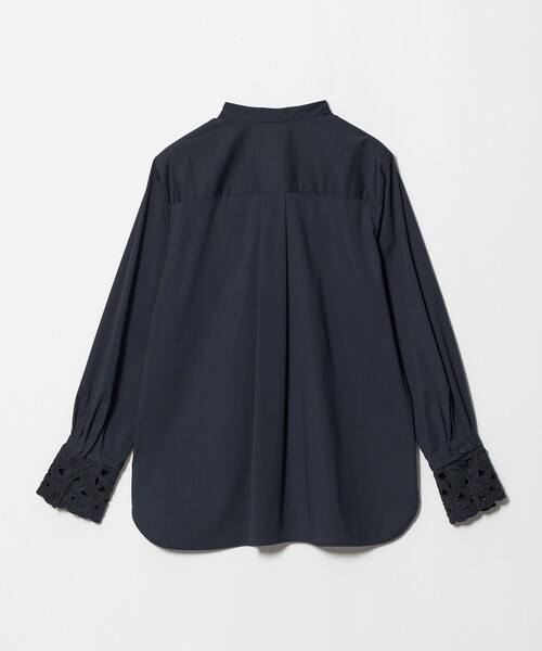 UNITED ARROWS(ユナイテッドアローズ)の「4WAY エンブロイダリー バンドカラー シャツ(シャツ/ブラウス・レディース・ホワイト/ベージュ/ライトブルー/ネイビー・FREE)」の12枚目の写真